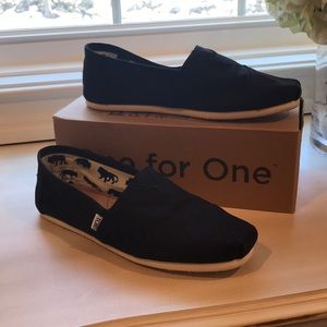 Men’s TOMS